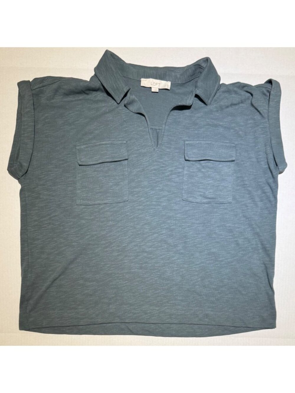 LOFT factory womens L blue collared shirt V-neck cotton blend short sleeves EUC